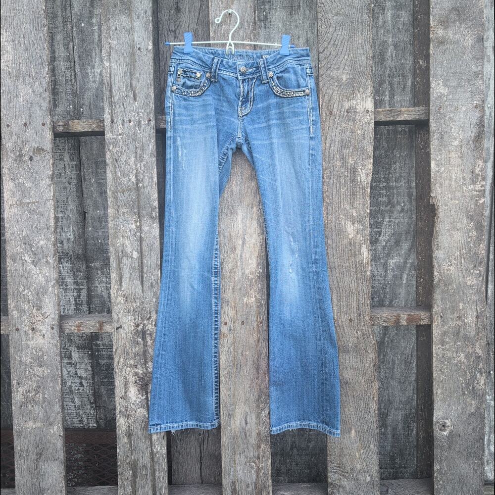 Miss Me Low Rise Bootcut Pocket Studs Jeans Junior Size 27 (Fits Smaller)